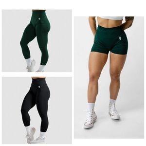 Women's High-Waisted Leggings and Shorts Set - Green and Black